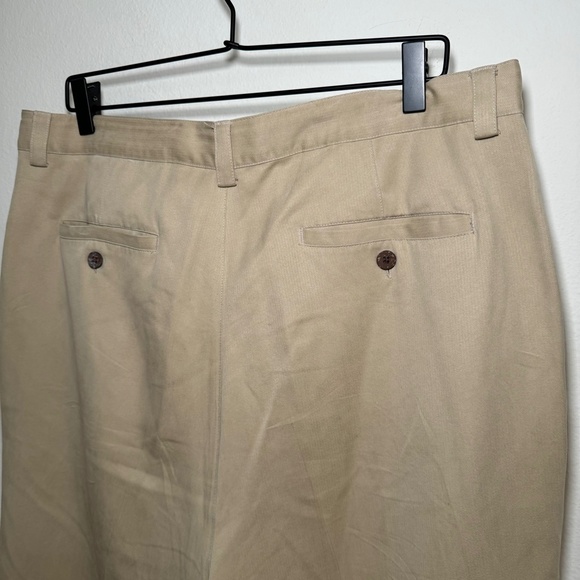 Tommy Bahama Shorts Men's Size 36 Khaki Silk Vintage Resort Vacation Beach - Picture 5 of 6